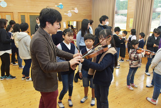 中和小ヴァイオリン.jpg