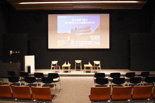 中央図書館4.jpg
