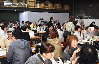 御前酒まつり01.jpg
