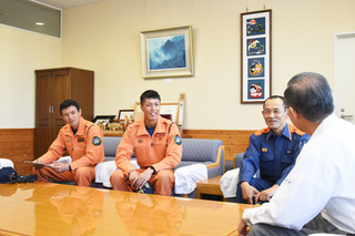 消防署員全国大会へ2.jpg