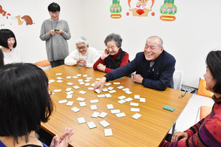 百人一首.jpg