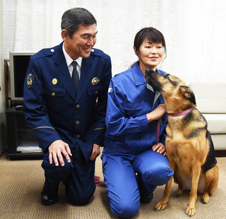 警察犬.jpg